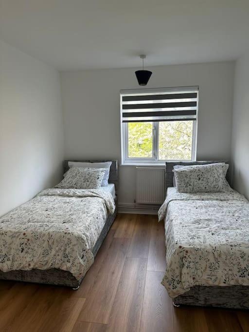 Oxfords 5 Star Lux 2 Bedroom Flat Near Jr 5 Pax, Permit Parking Exterior photo