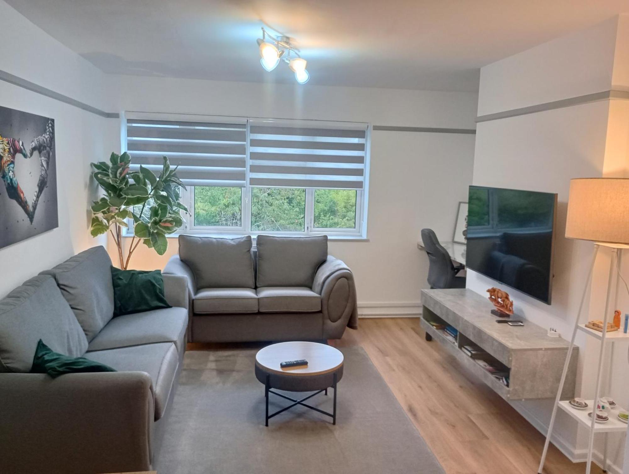 Oxfords 5 Star Lux 2 Bedroom Flat Near Jr 5 Pax, Permit Parking Exterior photo